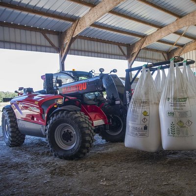 Chariot télescopique agricole Manitou MLT841-145 PS+
