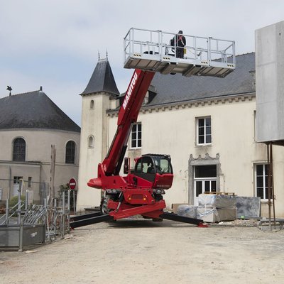 Chariot télescopique rotatif Manitou MRT2470 Privilege Plus