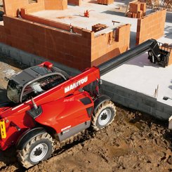 Chariot élévateur télescopique Manitou MT835 EASY - 8