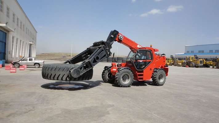 Pince à pneus Manitou TH49/2500