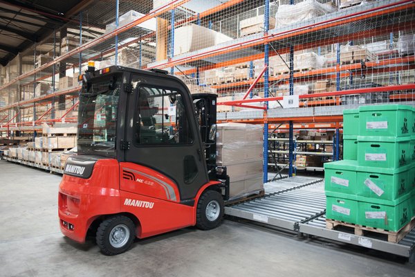 Chariot élévateur électrique Manitou ME425C