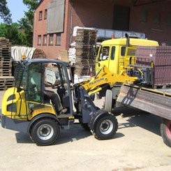 Chargeuse articulée Mustang AL506 - 4