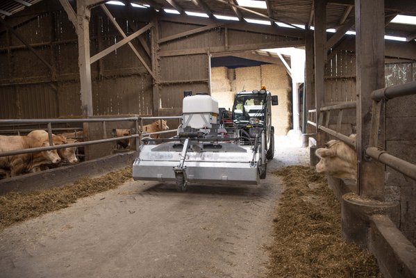 Balayeuse 2 en 1 Manitou SCC2600 HWA+