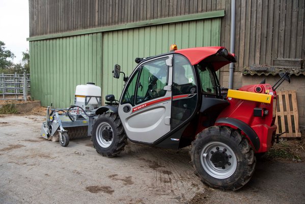 Balayeuse 2 en 1 Manitou SCC2050 HWA+