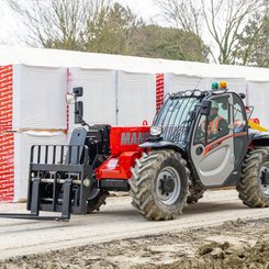 Chariot élévateur télescopique Manitou MT930H - 8