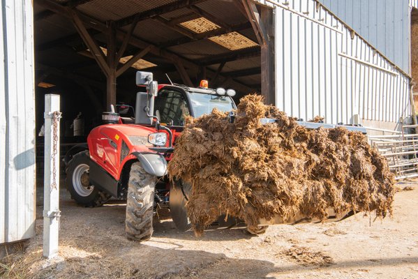 Godet agricole Manitou CBA1700L/2100