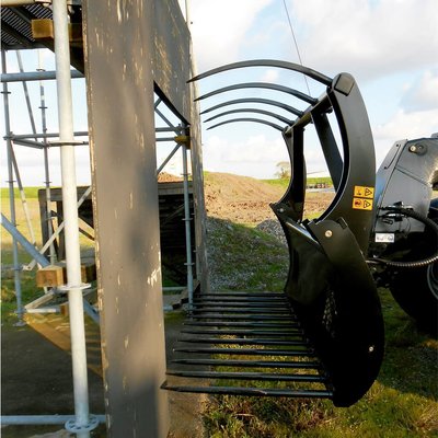 Fourche à fumier à grappin Manitou FMG2450/2000