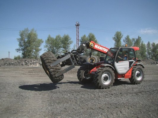 Pince à pneus compacte Manitou TH33/2000S