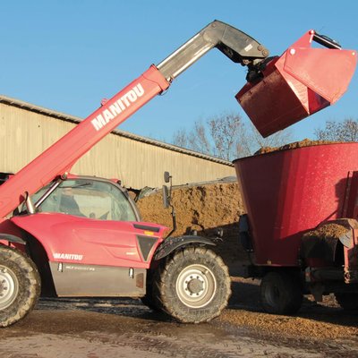 Godet désileur-trancheur Manitou SHB2400/1800