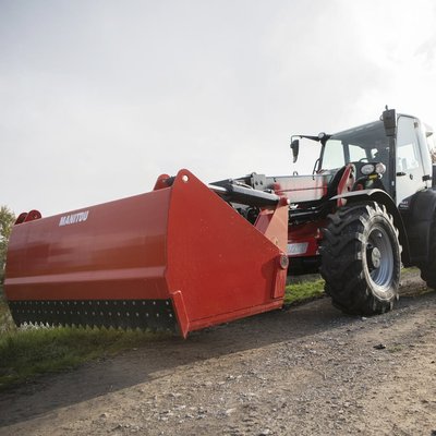Godet désileur-trancheur Manitou SHB2400/1800
