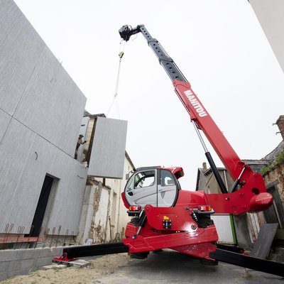 Chariot télescopique rotatif Manitou MRT2470 Privilege Plus