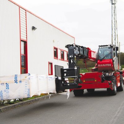 Chariot télescopique rotatif Manitou MRT2150 Privilege Plus