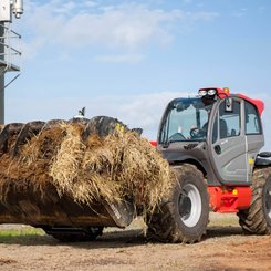 Chariot télescopique agricole Manitou MLT960 - 5