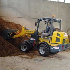 Chargeuse articulée Mustang AL506 - 3