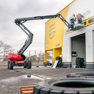 Nacelle articulée Manitou 180ATJ