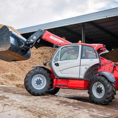 Chariot télescopique agricole Manitou MLT840-145PS+