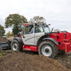 Chariot élévateur télescopique Manitou MT1335 - 9