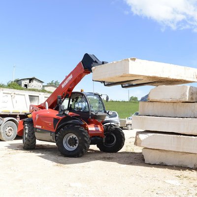 Chariot télescopique gros tonnage Manitou MHT790